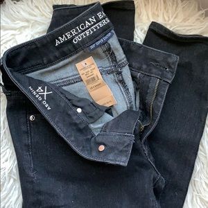 American Eagle Black skinny jeans 0 short stretch
